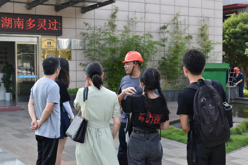 商學院深入多（duō）靈走訪調研，探求校企合作新路徑